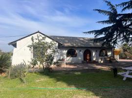 Casa de Campo en Malloco, country house in Peñaflor