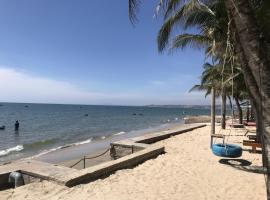 Nhat Quang Bungalow, hotel cu piscine din Mui Ne