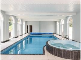 6BD Vacation Home with Indoor Pool, hotel em Canvey Island