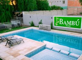 Bambú Hotel, 3 žvaigždučių viešbutis mieste Chepes