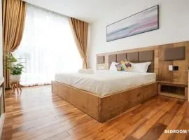 Modern & Charming Penthouse 5BRs in Da Nang Center