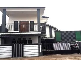 Pondokan Guest House Rinjani Syariah、ブンクルのゲストハウス