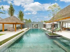 Spacious Mansion 4BR Villa Anchan V20 with 15m Private Pool in Gated Residence, хотел в Ban Phru Champa