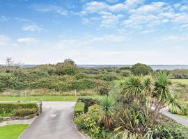 4 Bed in Studland 75639, hotel in Studland