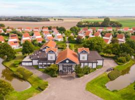 Summio Zeeland Village, hotel with pools in Scharendijke