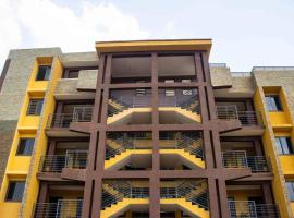 Fully Furnished 1- Bedroom in East Legon, hotel in Madina