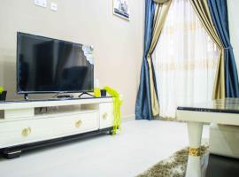 Fully Furnished 2-Bedroom in East Legon, viešbutis mieste Madina