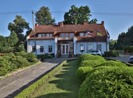 Ašmonienės svečių namai "Senoji mokyklėlė", maison d'hôtes à Smalininkai