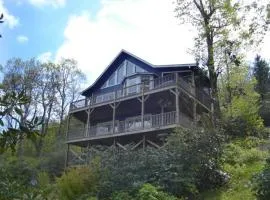 Misty Mountain Hideaway