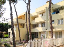 Apartment Veranda-6 by Interhome, hotel in Rosapineta