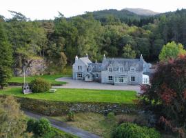 Lassintullich House East Wing, hotel di Kinloch Rannoch