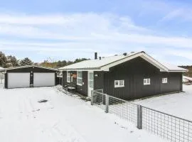 Holiday Home Signe - 700m from the sea in NW Jutland by Interhome