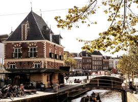 Appartement met prachtig uitzicht over de binnenstad van Leeuwarden, hotel en Leeuwarden