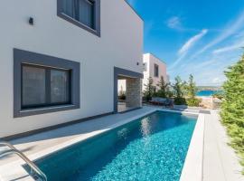 Royal House 3, caba&ntilde;a o casa de campo en Pa&scaron;man