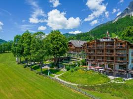 Hotel Ramsauhof Pool & Wellness Breakfast & Light Dinner Buffet, hotel with hot tubs in Ramsau am Dachstein