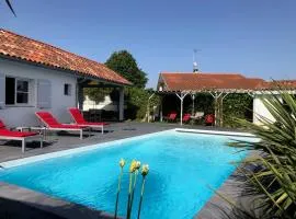 CAPBRETON entre centre et plage Villa DEUMIER avec piscine 12 personnes #0606