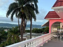 Three Palm Villa, alloggio in famiglia a Montego Bay