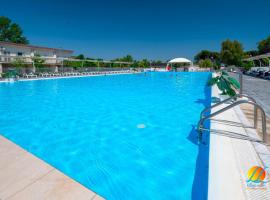 Village Due Elle, hotel di Marina di Schiavonea