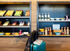 लंदन में, होटल Moxy London Excel