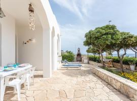 Villetta Fonni fronte mare - Apulia Home, Hotel in Capilungo