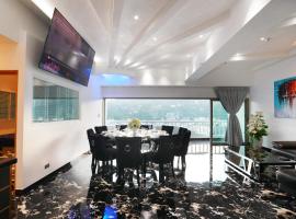 PATONG TOWER DESIGNER APARTMENTS pta 2025, hotel sa Patong Beach