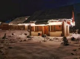 Całoroczne Domki Wypoczynkowe - Osada pod Górą