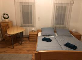 Zentral Siegen 4 Schlafplätze 2 x Doppelbett, apartemen di Siegen