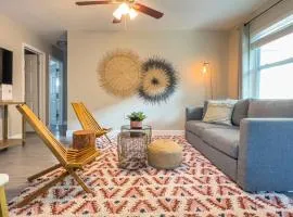 La Vie Boheme 2 - Charming Oasis w Parking