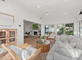 542 Tarpon Pond Cottage