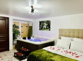 Suite romantique avec jacuzzi privatif