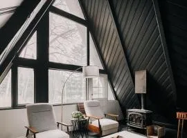 Modern A-Frame - Mountain Views - Evergreen