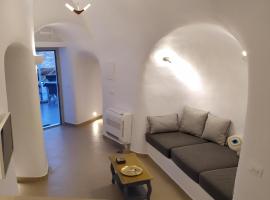 Santorini Cave Suite, hotel para famílias em Éxo Goniá