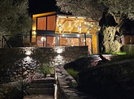 Villa Tramonto D'Oro, cabaña o casa de campo en Ulcinj