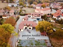 Penzion AMÁLKA Černín, hotel v destinaci Zdice