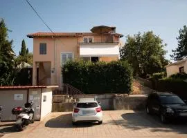 Family-friendly apartments with swimming pool Njivice, Krk - 21862