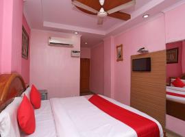 OYO Hotel Madhur Regency, khách sạn ở Meerut