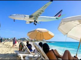 Magnifique aux Caraibes residence Tradewinds, hôtel à Cupecoy