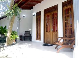 Aayu's Guest, guest house in Bentota