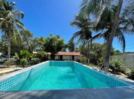 Casa Encanto da Barra, holiday home in Fortim