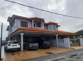 Eighteen Guesthouse, hotel in Kuantan