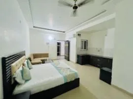 Hotel Anamsa Residency Vrindavan