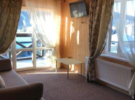 Приватна садиба Два сини та донька, hotel v destinaci Bukovel