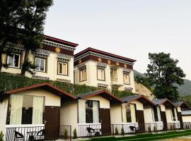 The Bluewind Resort, hotel in Dehradun