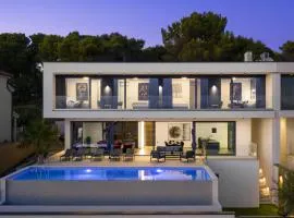 Luxury Villa Dali with Sauna, Whirlpool and Sea view in Medulin only 1,7 km from the beach