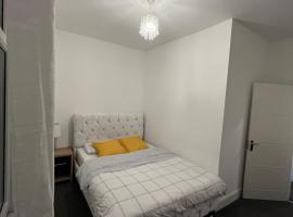 Two bedroom House in central Hartlepool, hotell i Hartlepool