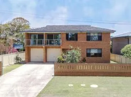 Byron's Beach House Mylestom