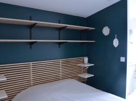 Studio confortable avec terrasse privée, ξενοδοχείο σε Le Pellerin
