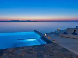 Luxury seafront design villa Akrotiri (owner listing)