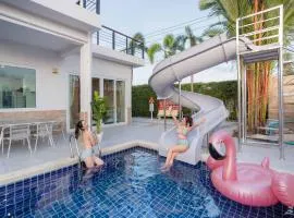 Platinums Poolvilla