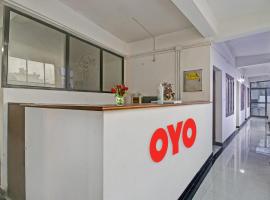 OYO Bevis, hotel in Kazhakuttam